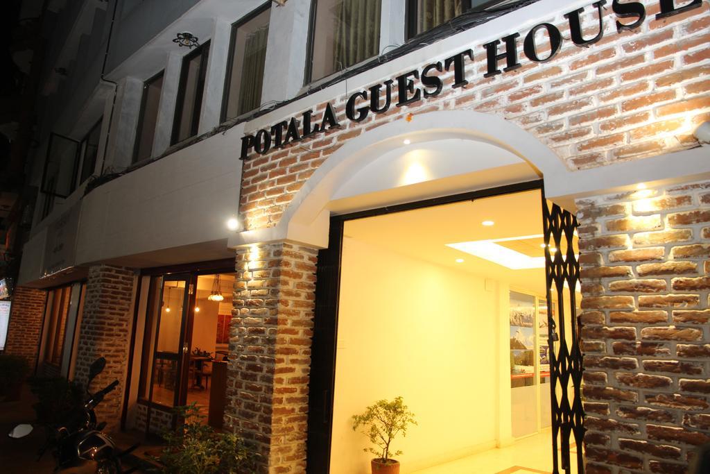 Potala Guest House Kathmandu Esterno foto
