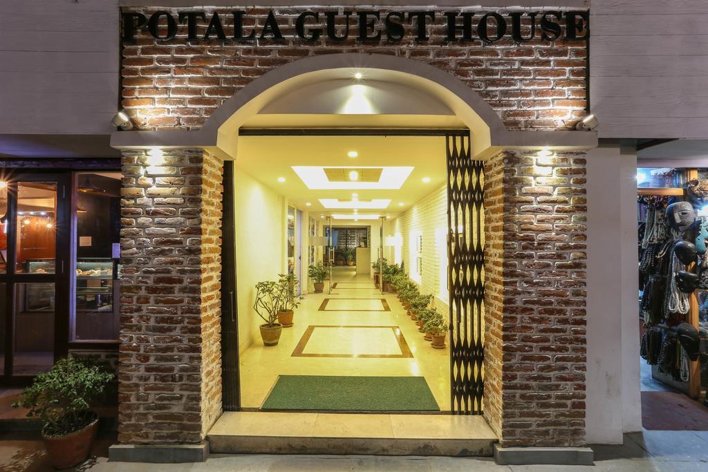 Potala Guest House Kathmandu Esterno foto